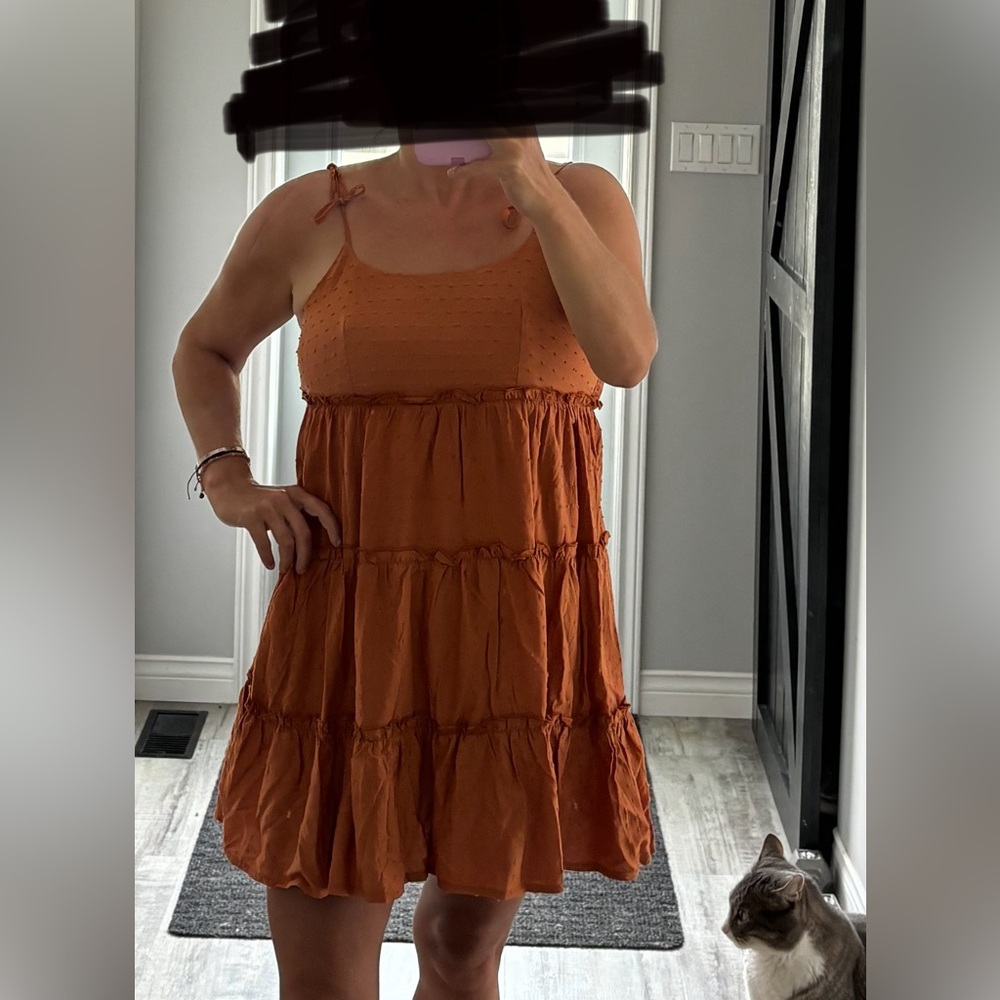 This burnt orange casual summer dress is size small